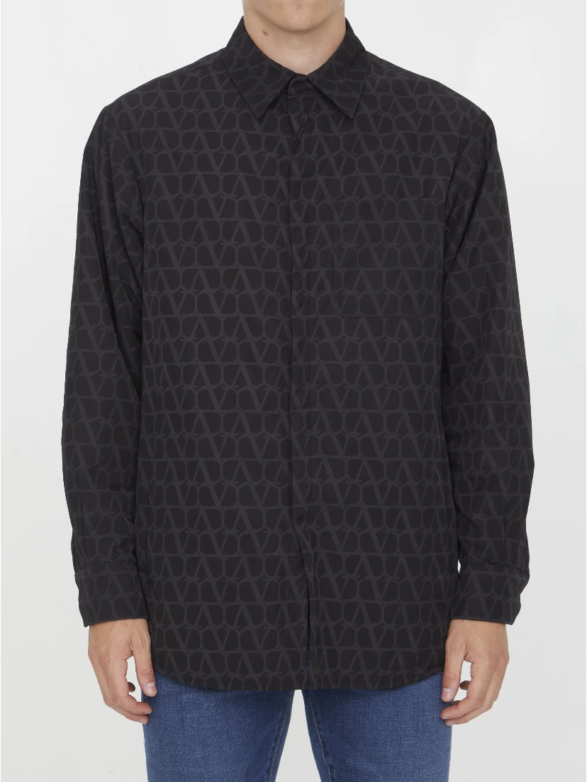 VLogo shirt