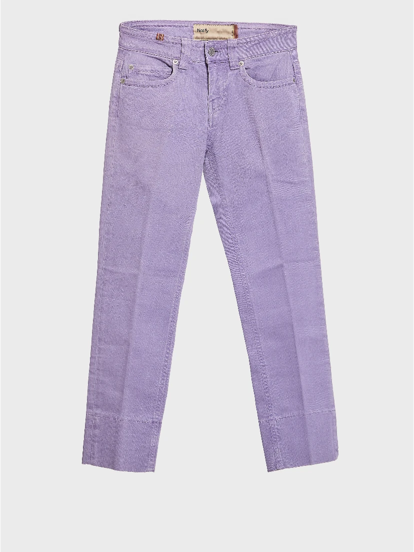Capri pants