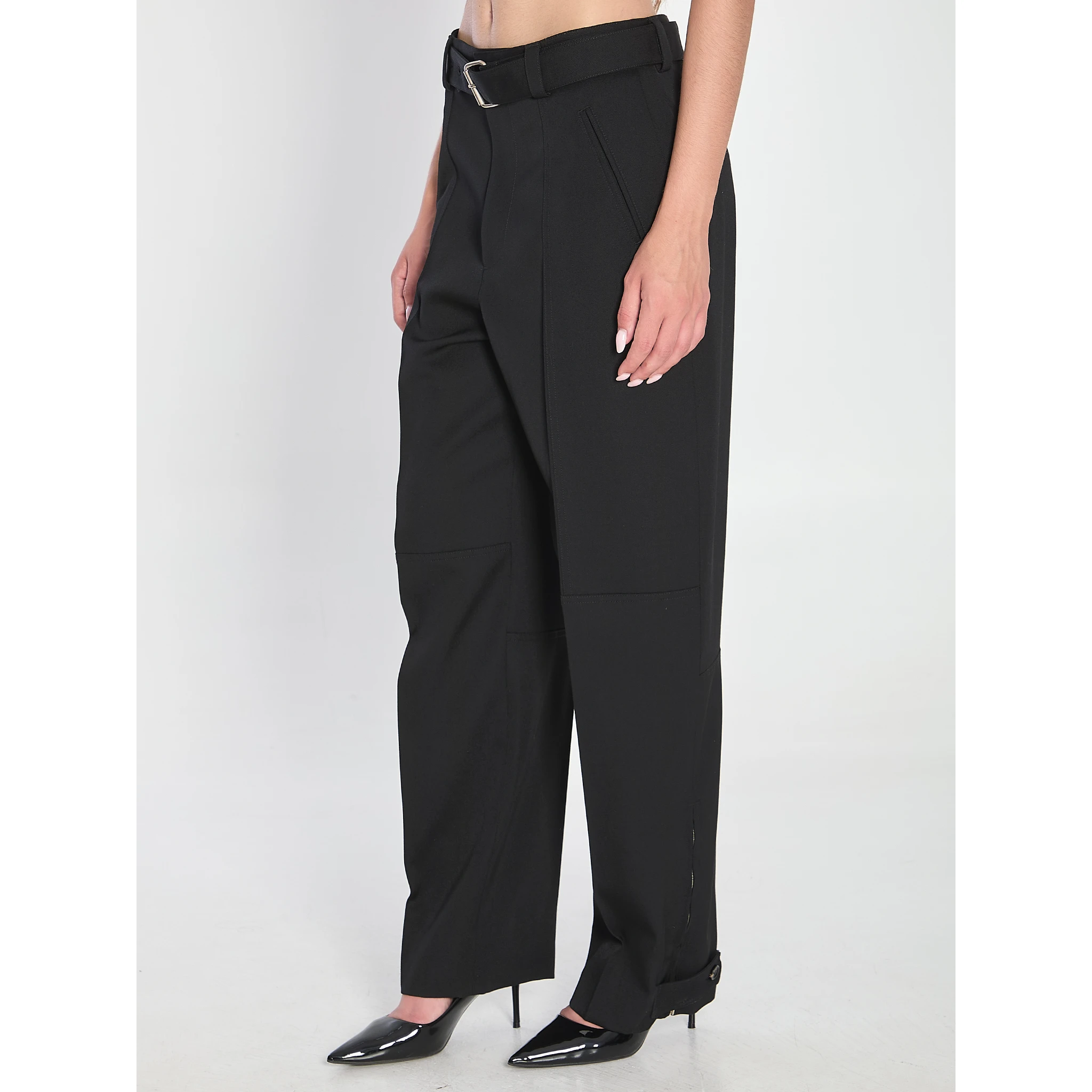 Trousers in wool