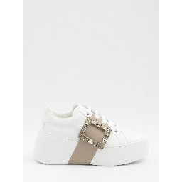 Viv' Skate sneakers in leather




Chiedi a ChatGPT