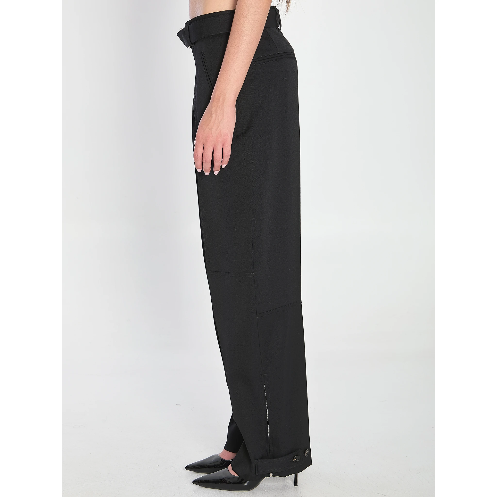 Trousers in wool