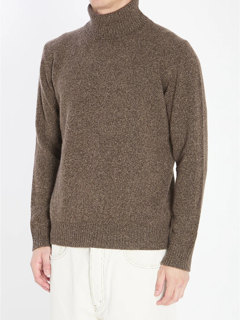 Mouline turtleneck sweater