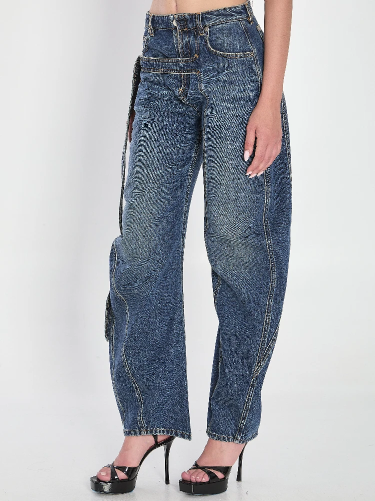 Strap jeans in denim alternative
