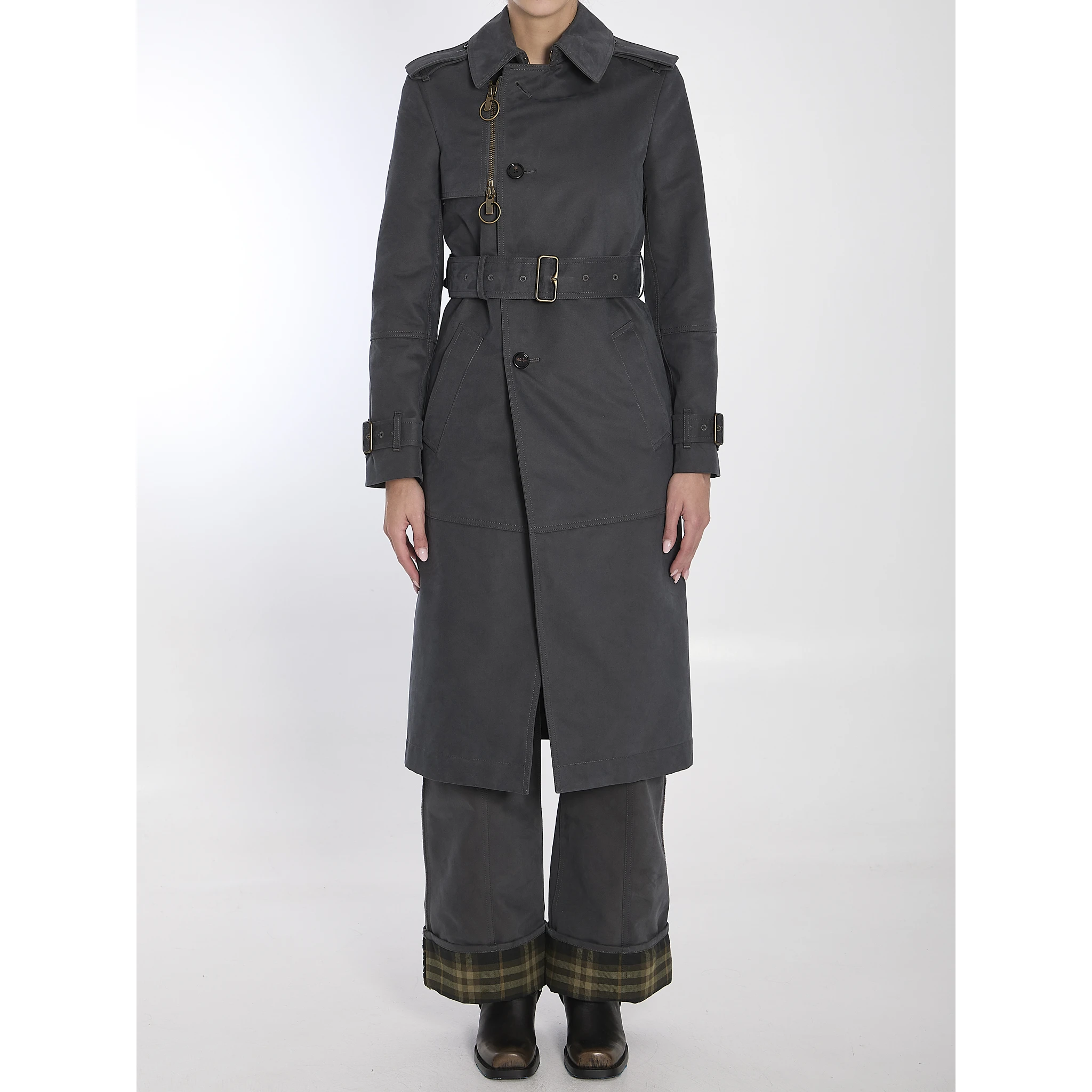 Trousers in cotton and nylon