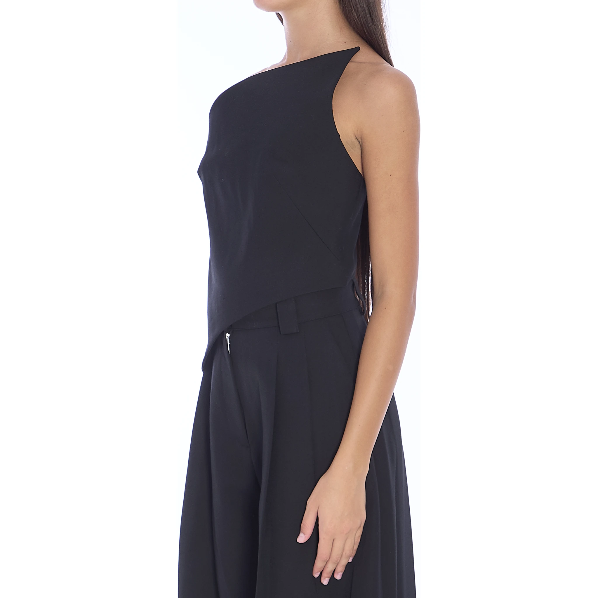 Pointed hem top