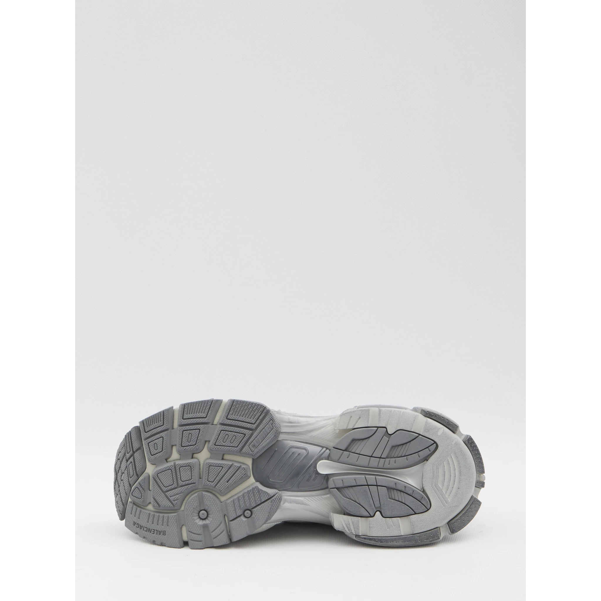 حذاء رياضي من طراز Runner 2
