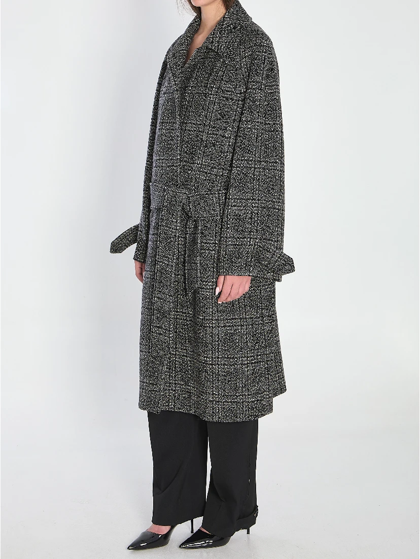 Raglan coat