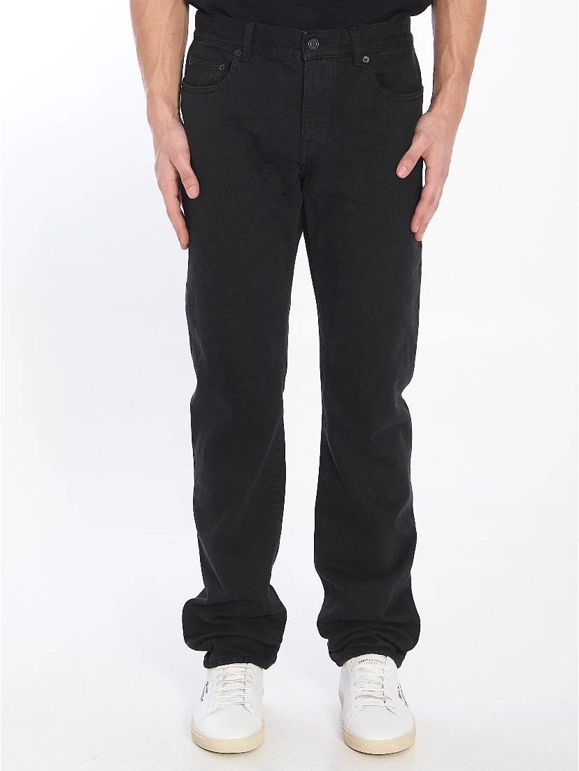 Slim-fit jeans