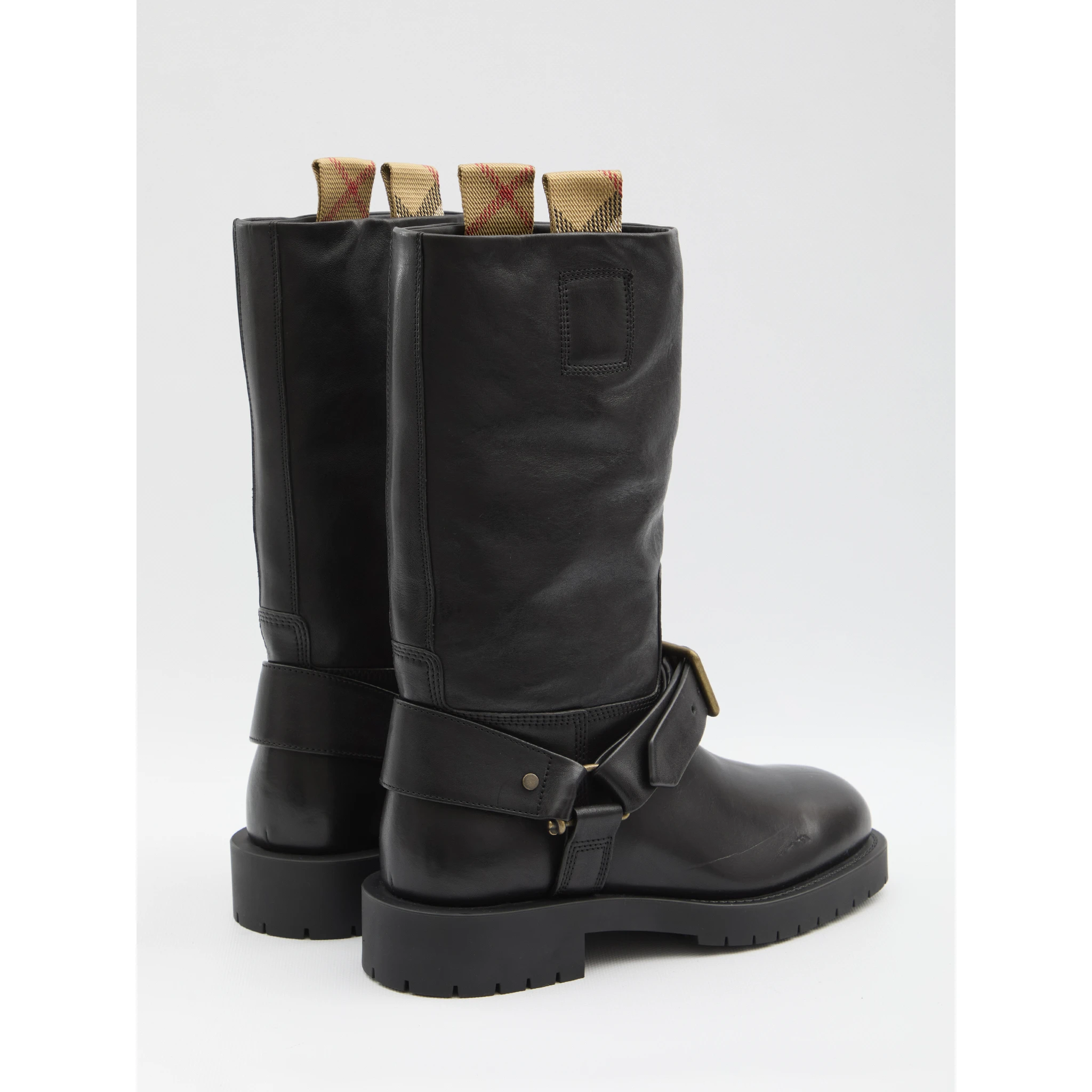 Saddle boots