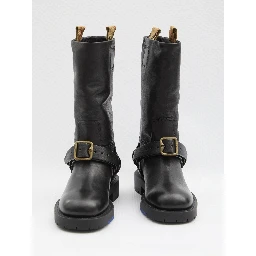 Saddle boots