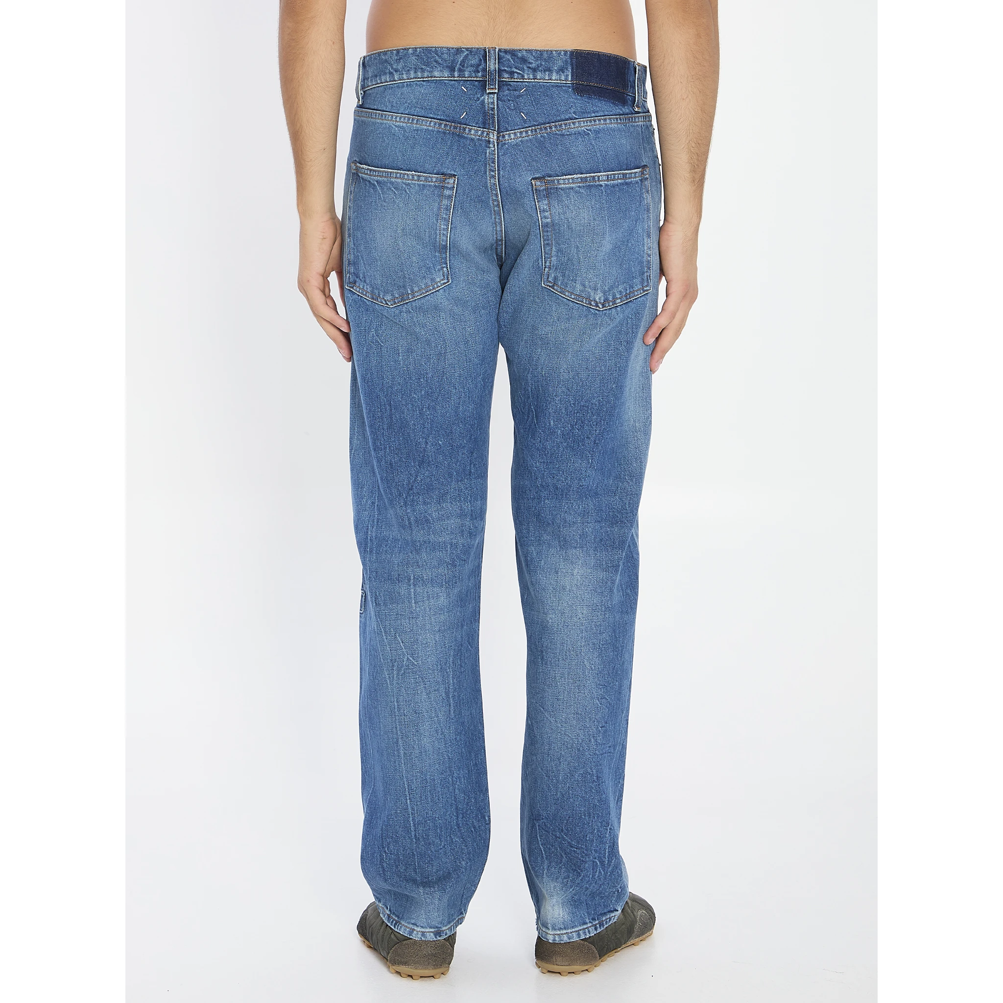 Jeans with patch
