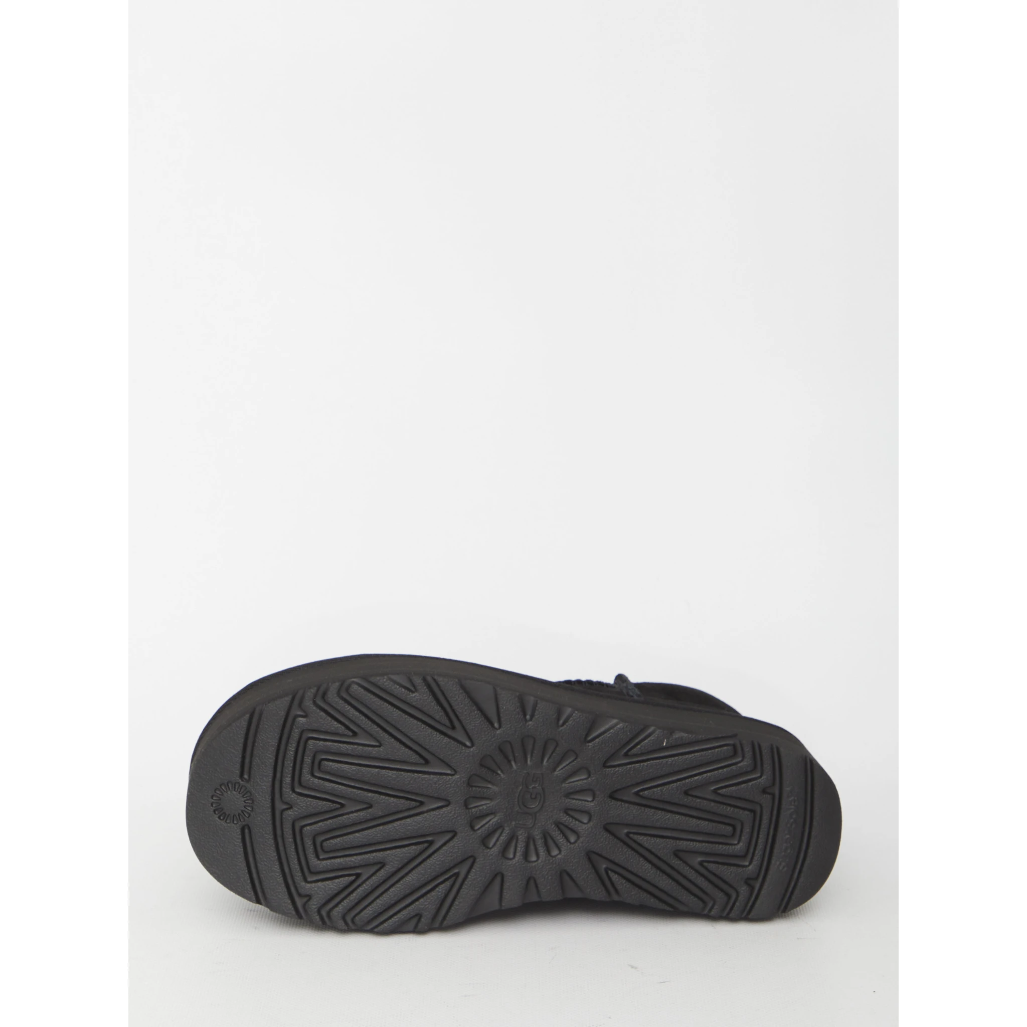 حذاء Ugg Classic Ultra Mini Platform