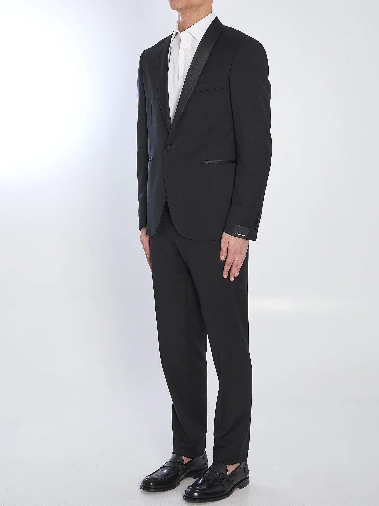 Tuxedo in virgin wool alternative