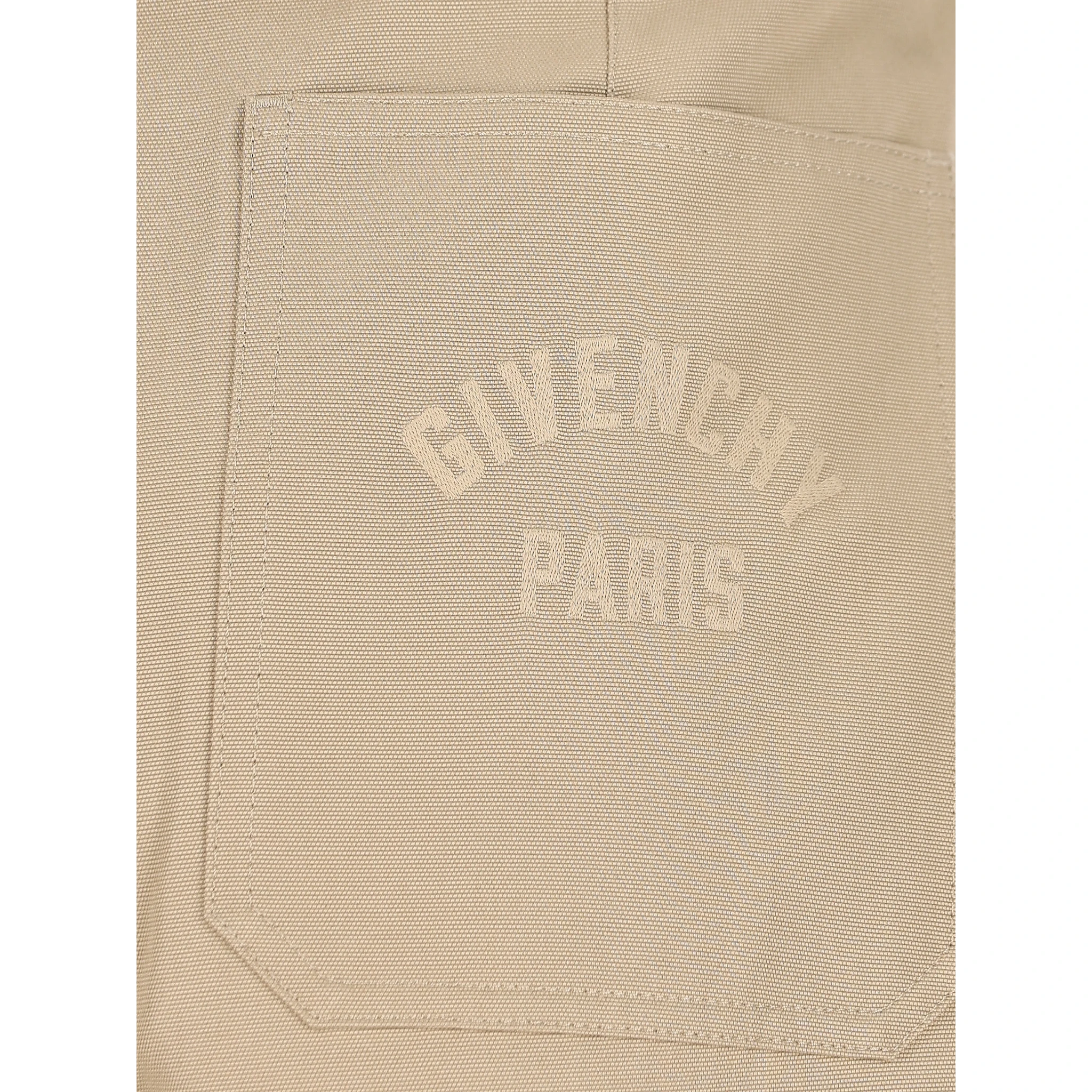 Givenchy RTW... Beige