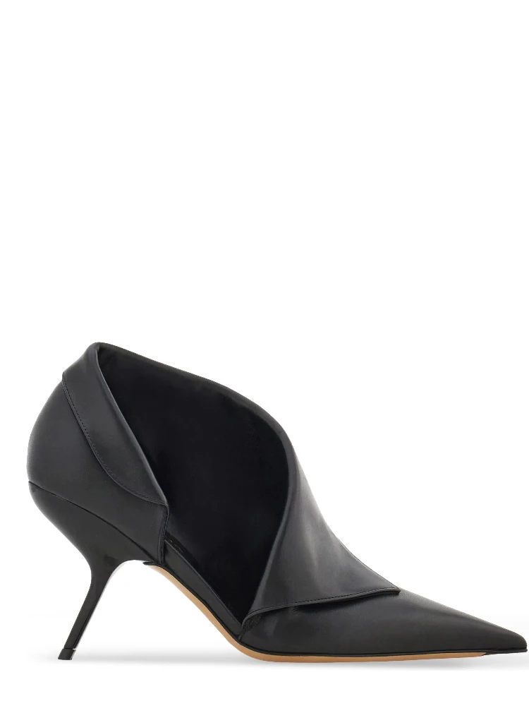 Ferragamo With Heel Black