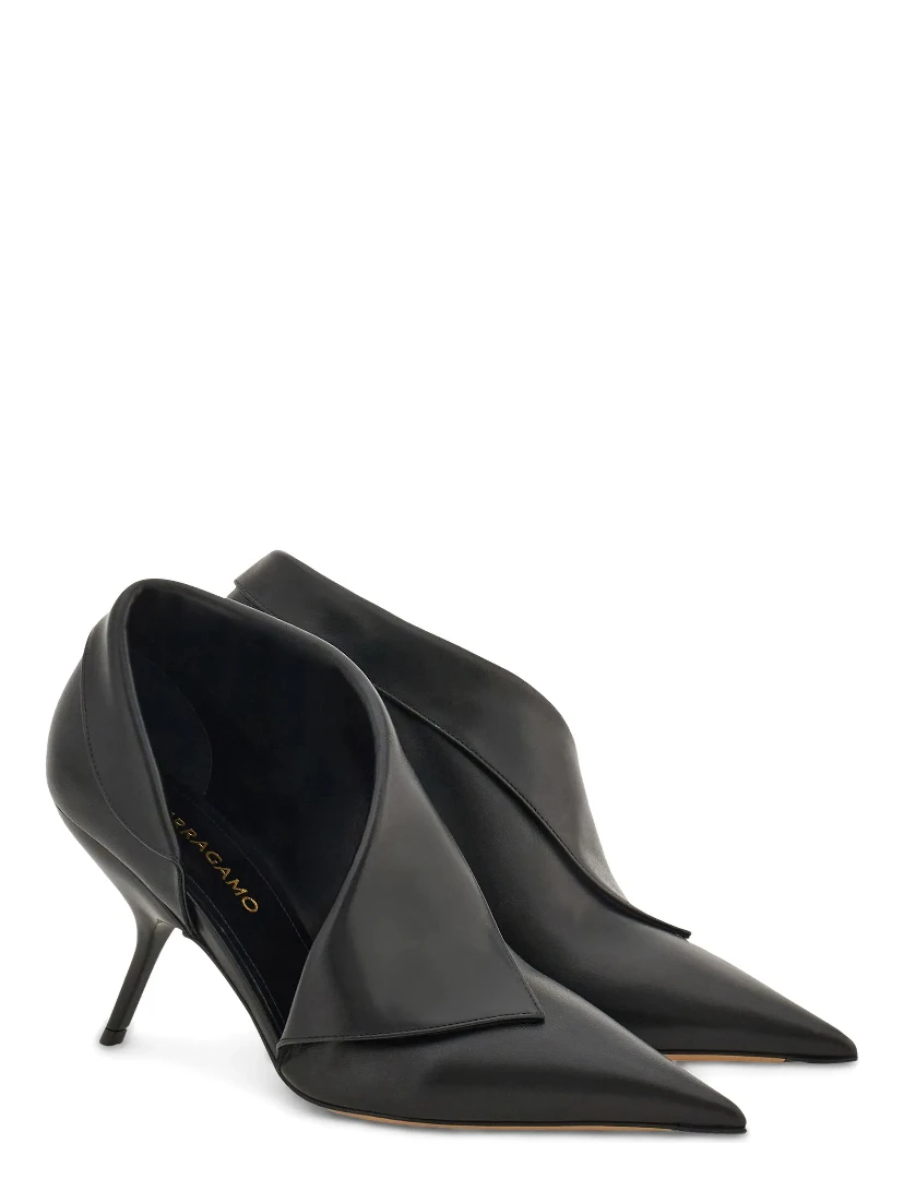 Ferragamo With Heel Black