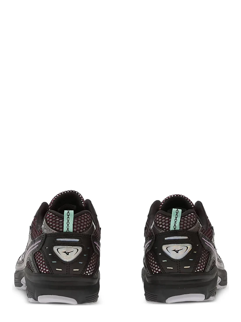 MIZUNO Sneakers