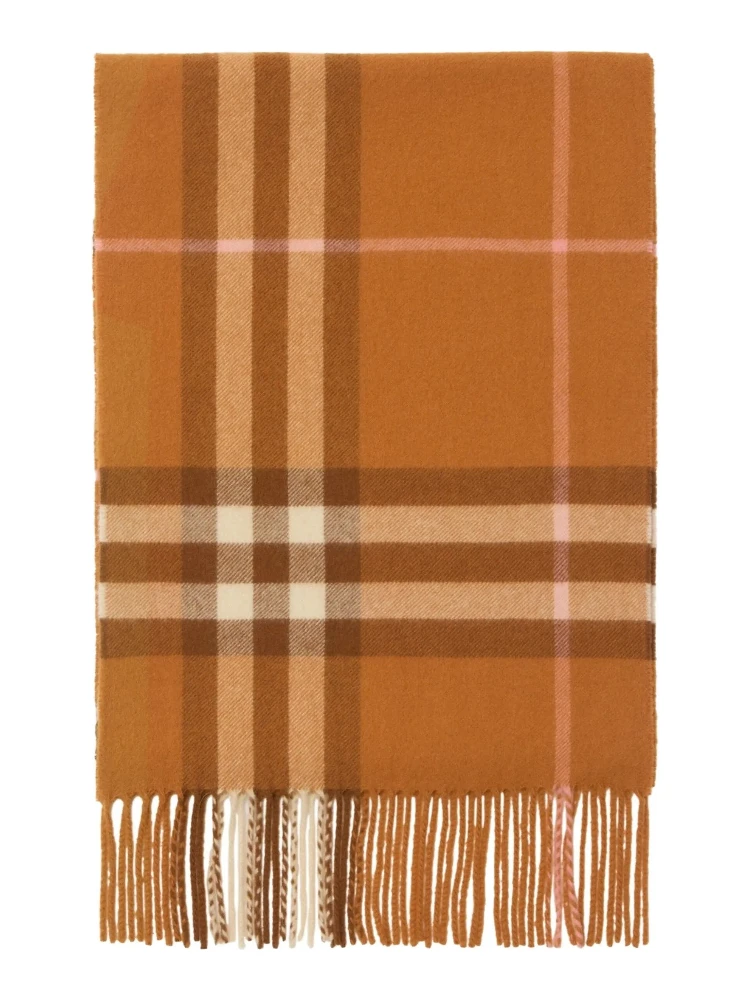 Burberry Scarfs alternative