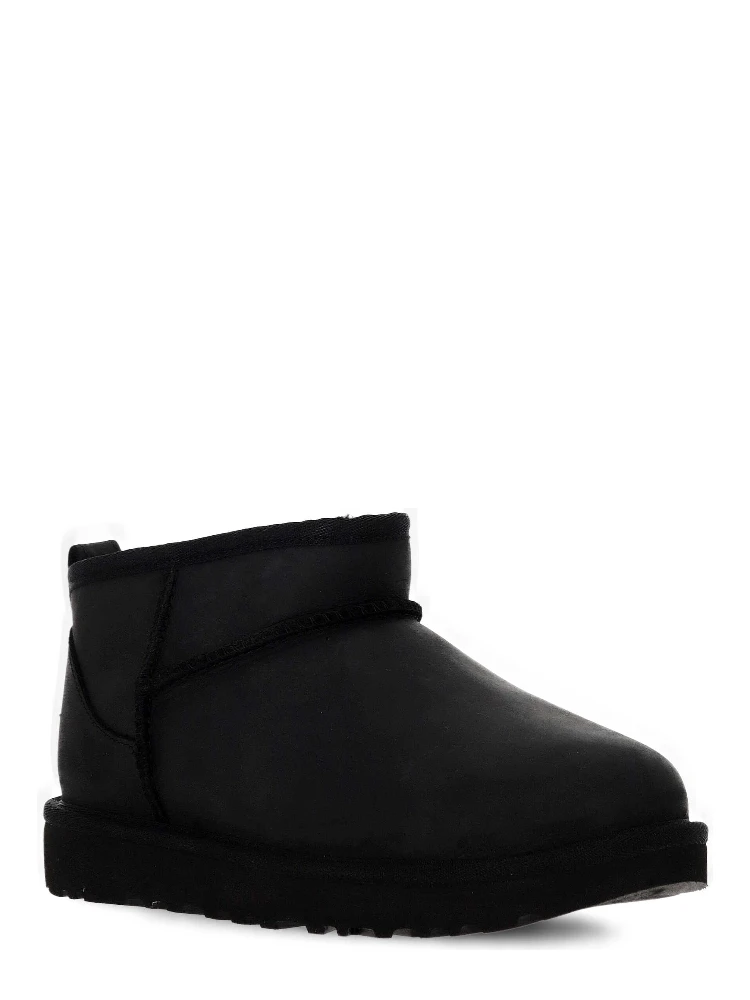 UGG Boots Black alternative