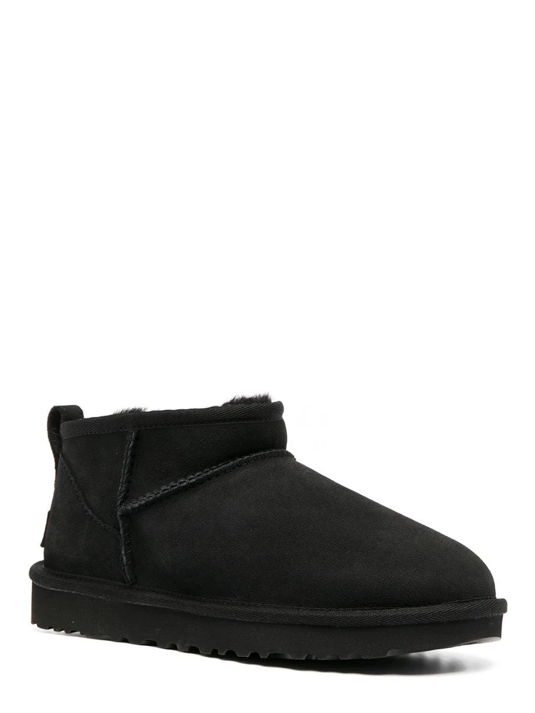 UGG Boots Black alternative