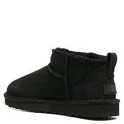 UGG Boots Black