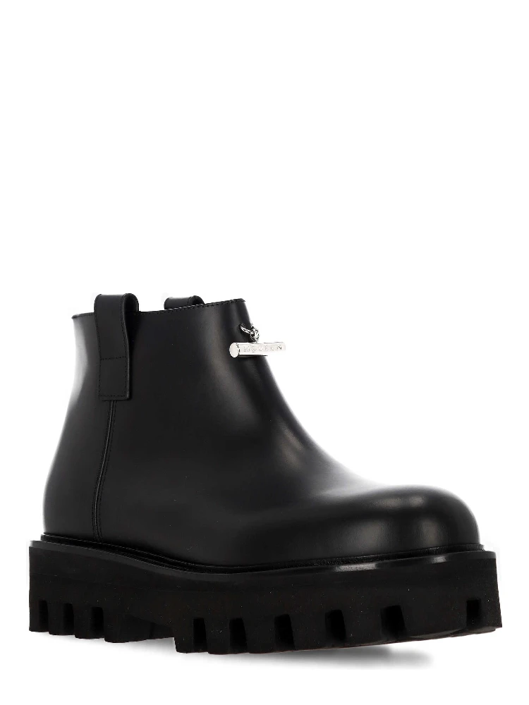 Alexander McQueen Boots Black alternative