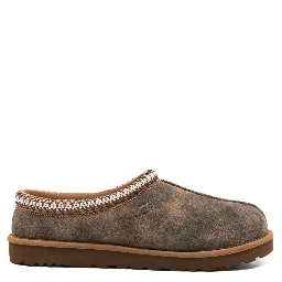 صندل UGG بني اللون