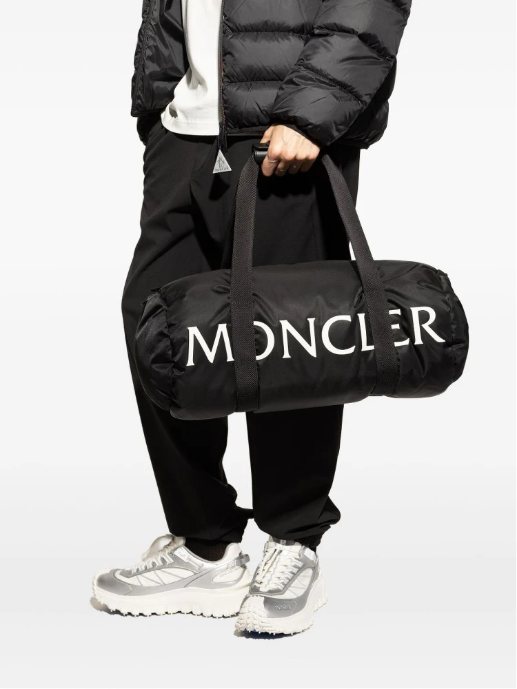 Moncler Bags.. Black alternative
