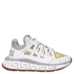 حذاء رياضي أبيض من الجلد