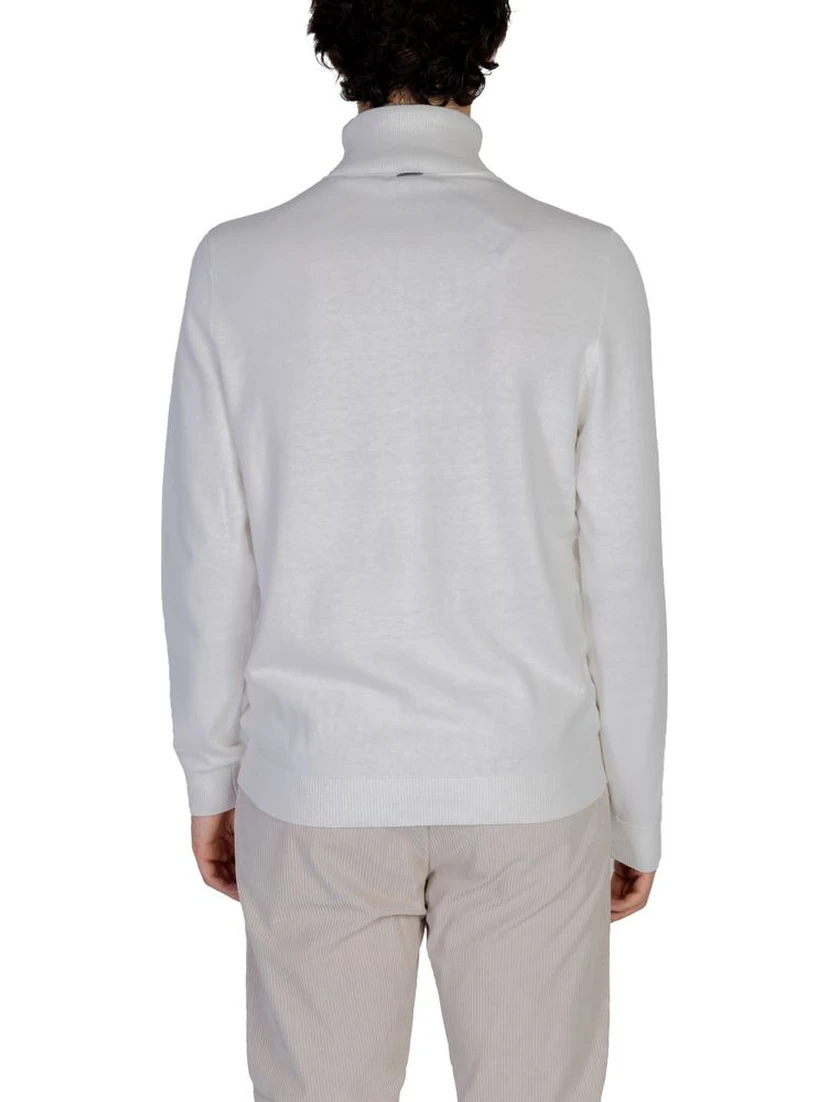 White Cotton Turtleneck
