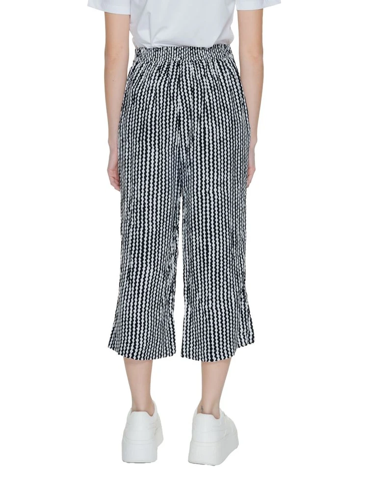 Black Viscose Cropped Pants alternative