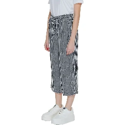 Black Viscose Cropped Pants
