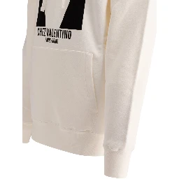 Chez-patch hoodie
