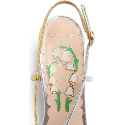 "Bowow" pumps