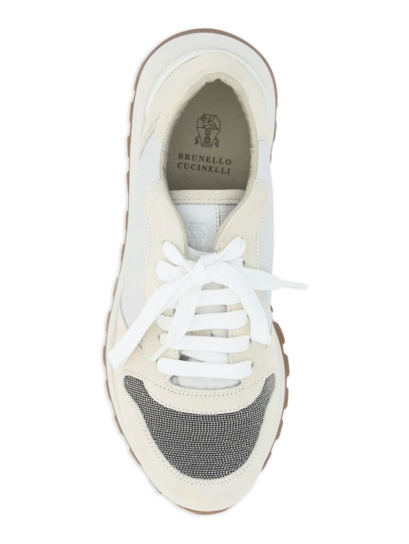 Sneakers with Precious Toe