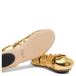 Ballet flats cut-out details