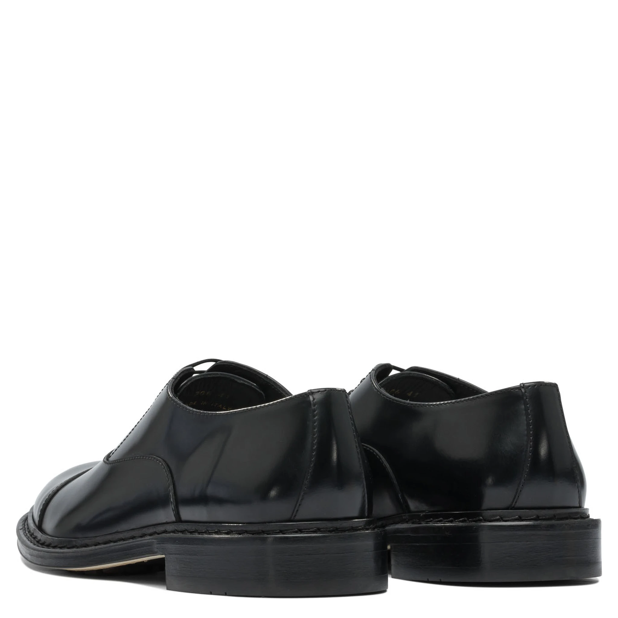 Lace-Up shoes