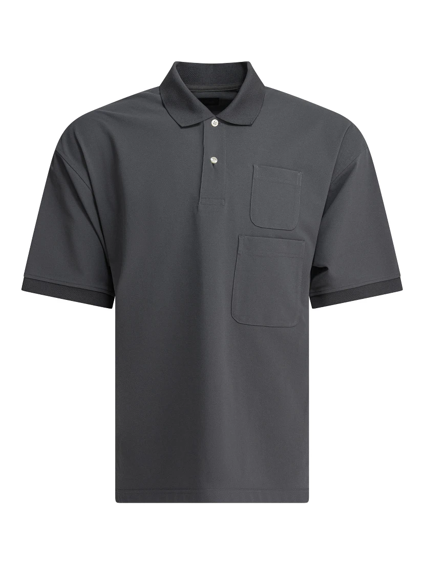 Polo shirt with two pockets