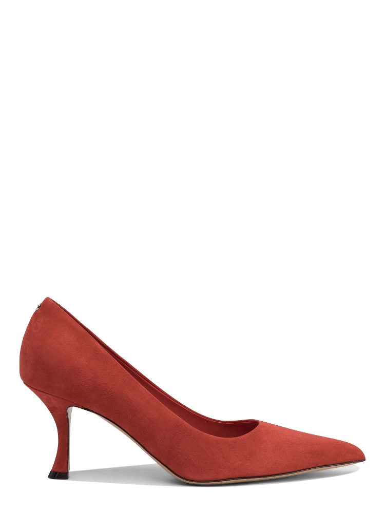 Heeled shoes