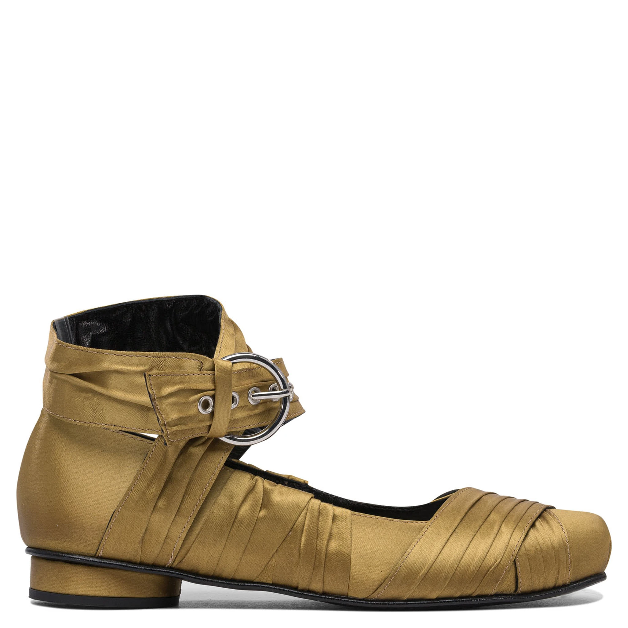 "Volant" ballets shoes