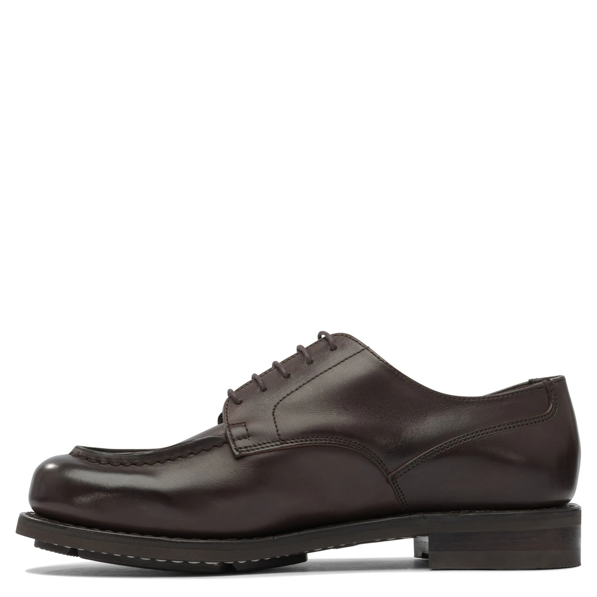 "Chambord" brogue