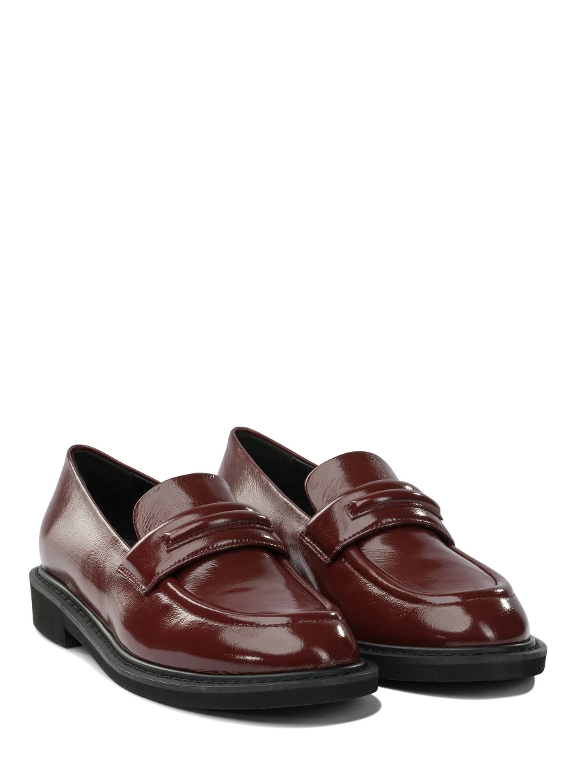 Loafers & Slippers