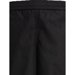 4G logo shorts