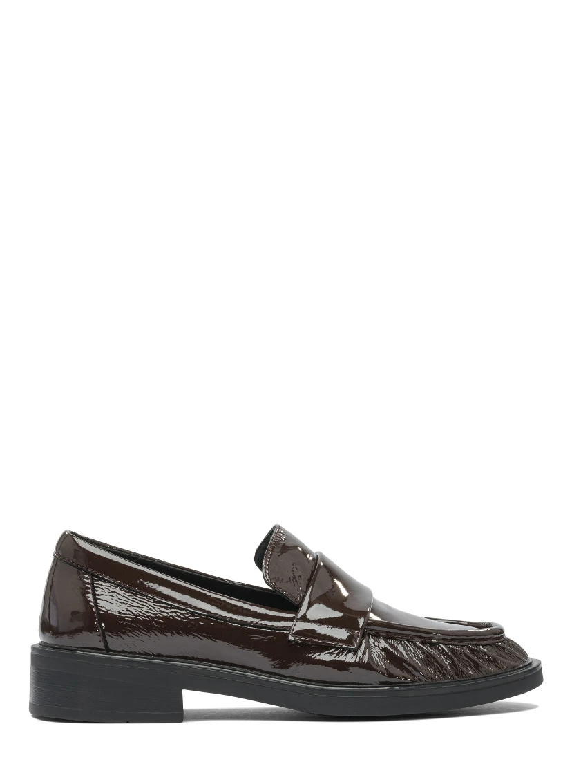 Loafers & Slippers