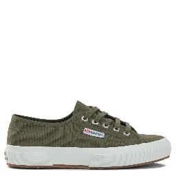 Sneakers & Slip-On