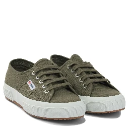 Sneakers & Slip-On