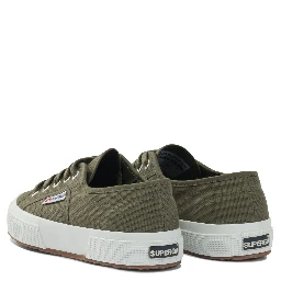 Sneakers & Slip-On