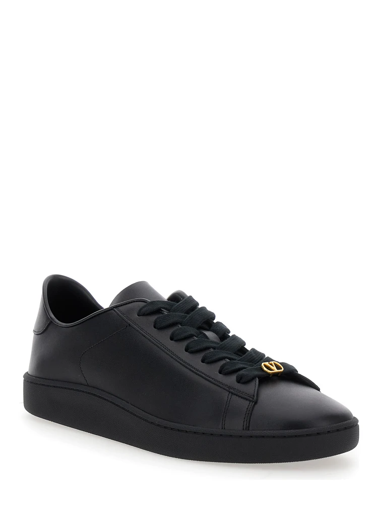Royco Black Low Top Sneakers with VLogo on the Rear and VLogo Plaque on the Lace in Leather Man alternative
