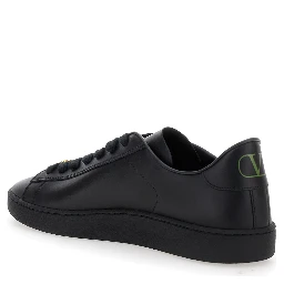 Royco Black Low Top Sneakers with VLogo on the Rear and VLogo Plaque on the Lace in Leather Man