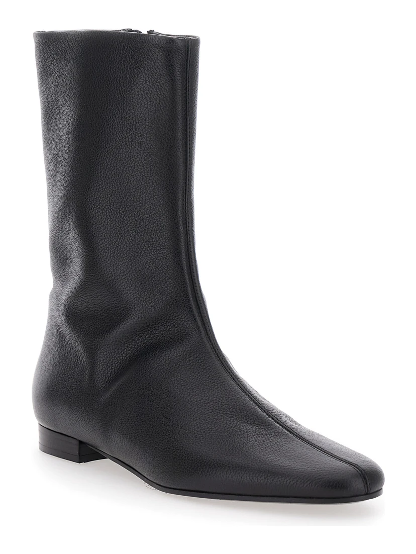 Black Ankle Boots with Low Heel and Pointed Toe in Hammered Leather Woman